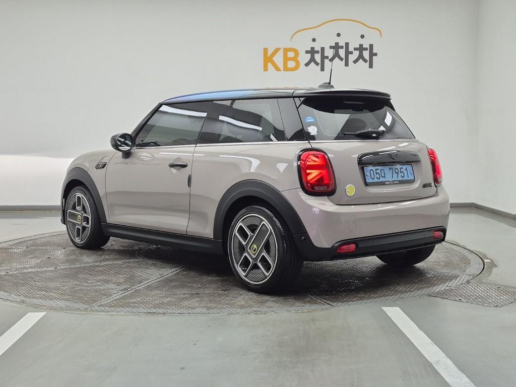 Mini Cooper - Vista 3