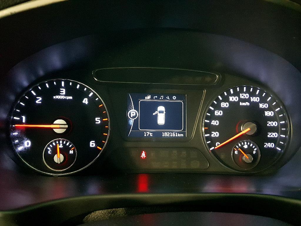 KIA Sorento - Vista 7