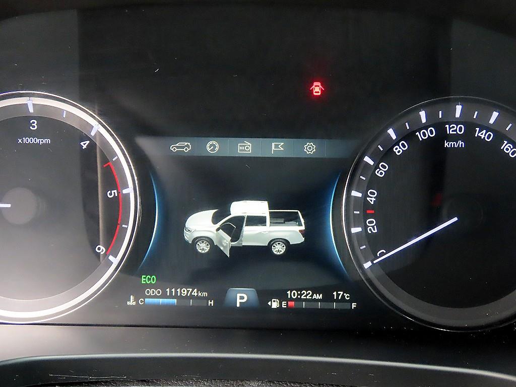 Ssangyong Rexton - Vista 9