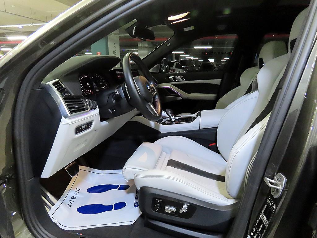 BMW X6M - Vista 6