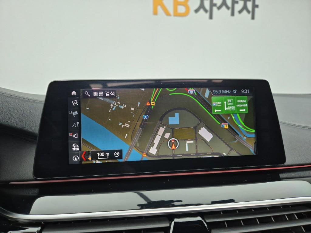 BMW 5 Series 2018 Negro - Importación desde Corea - HF Imports Iquique - Foto 14