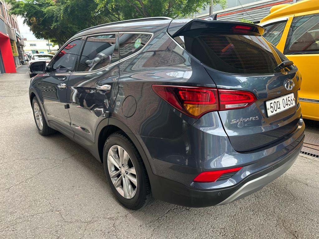 HYUNDAI Santa Fe - Vista 4