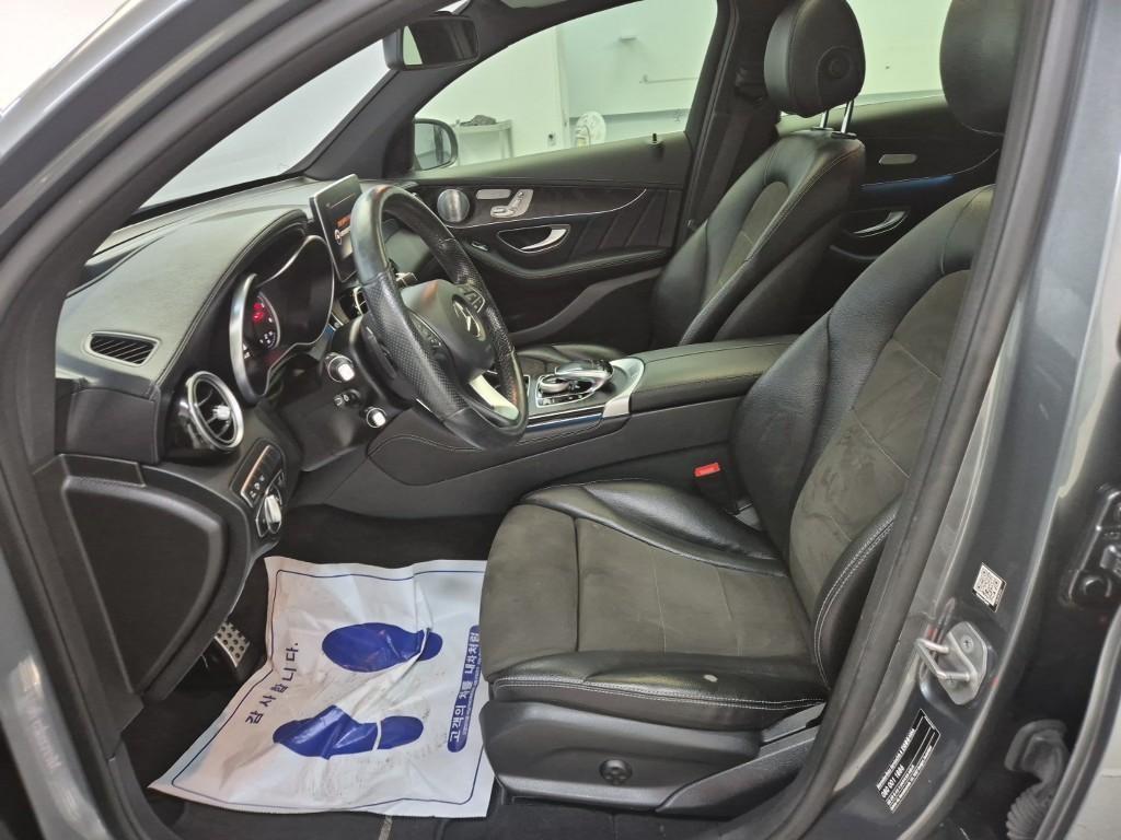Mercedes Benz GLC Class - Vista 8