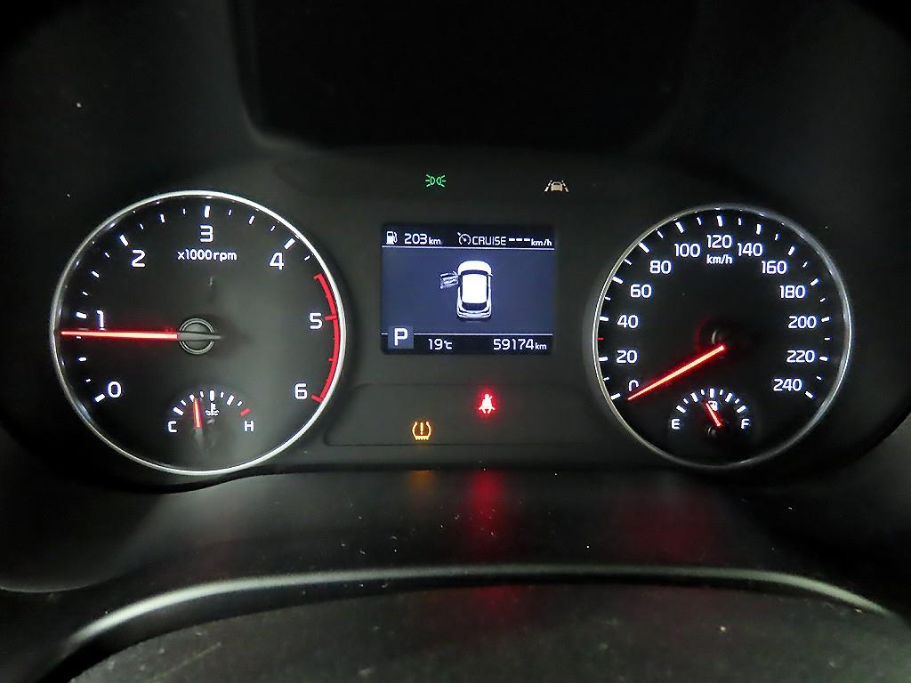 KIA Seltos - Vista 8