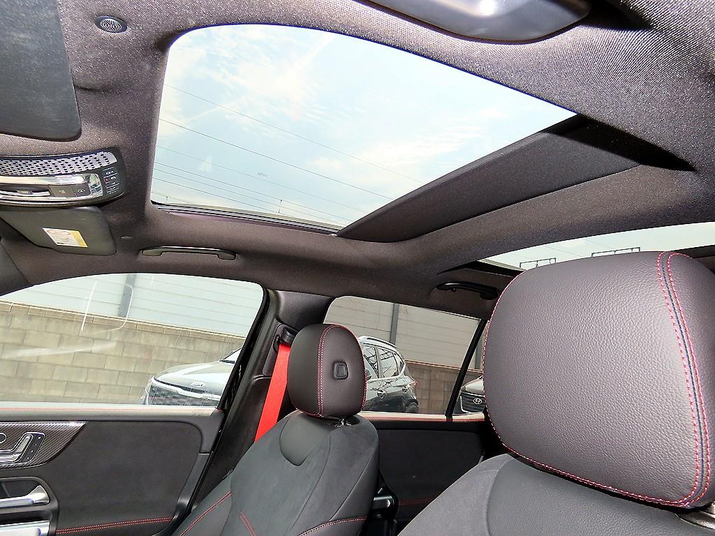 Mercedes Benz GLB Class 2024 - Importación desde Corea - HF Imports Iquique - Foto 16