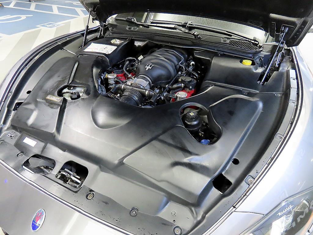 Maserati Gran Turismo 2013 Gris - Importación desde Corea - HF Imports Iquique - Foto 17