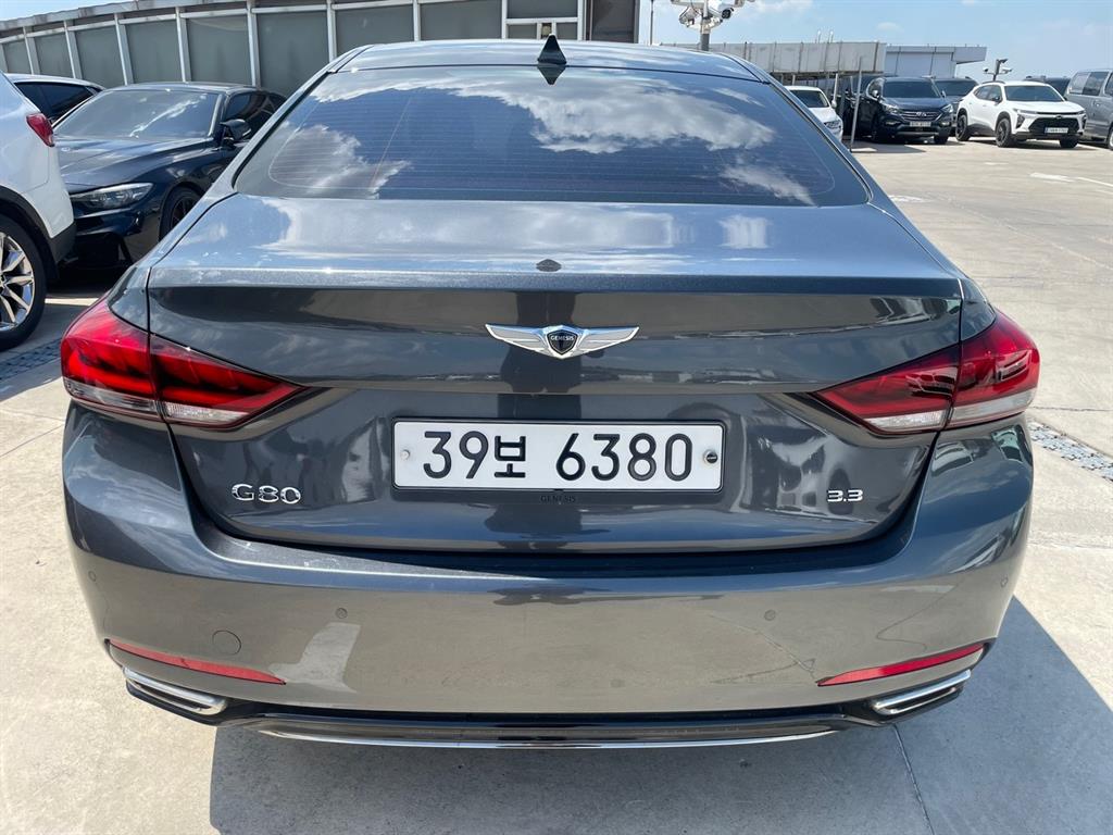 Genesis G80 - Vista 4