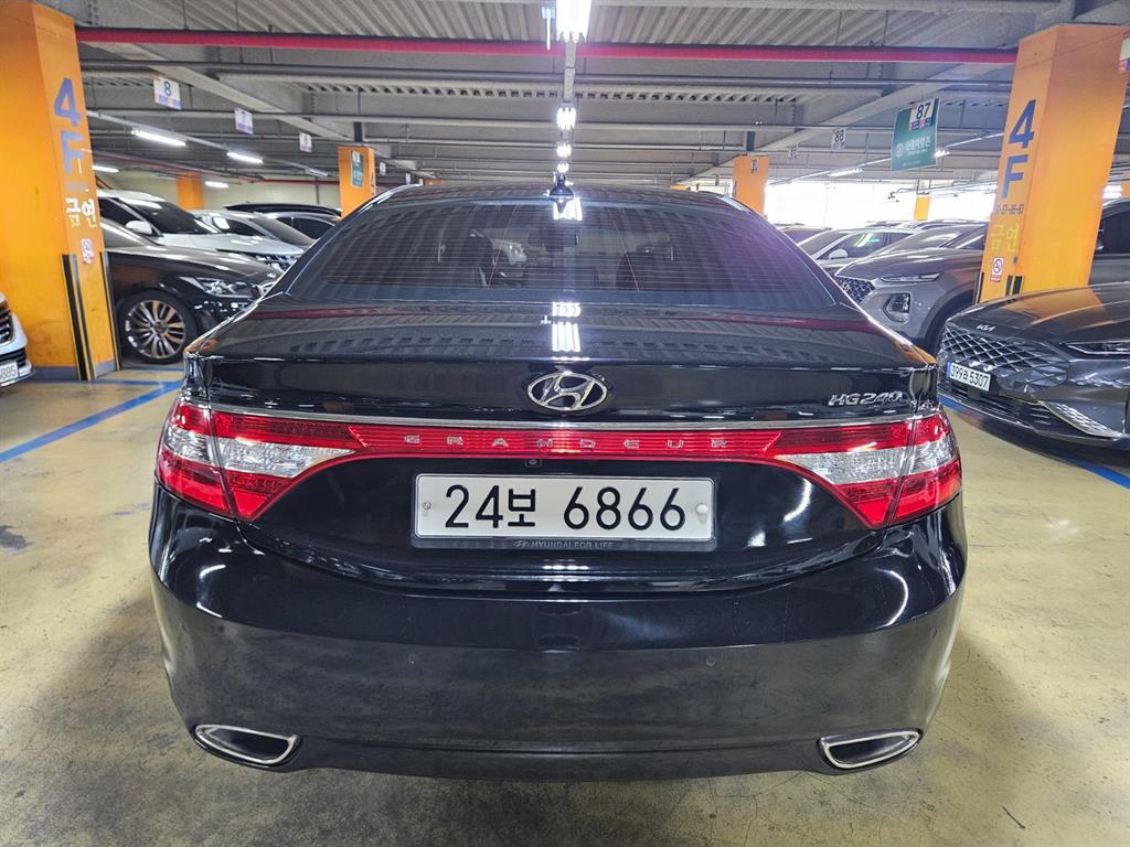 HYUNDAI Grandeur - Vista 4