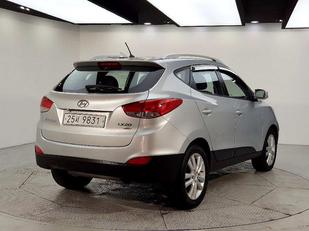 HYUNDAI Tucson - Vista 4