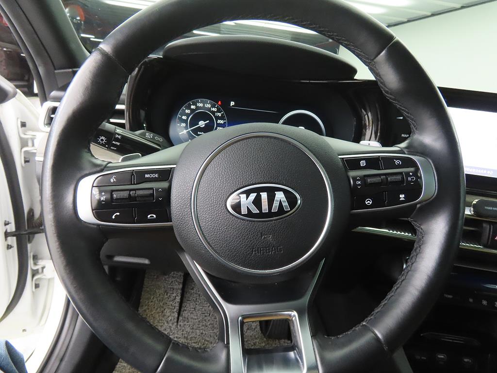 KIA K5 - Vista 7