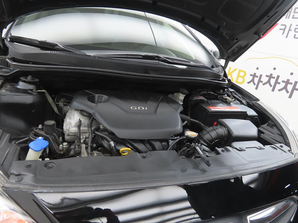 HYUNDAI Accent 2011 Negro - Importación desde Corea - HF Imports Iquique - Foto 19