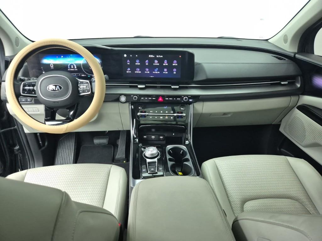 KIA Carnival - Vista 5
