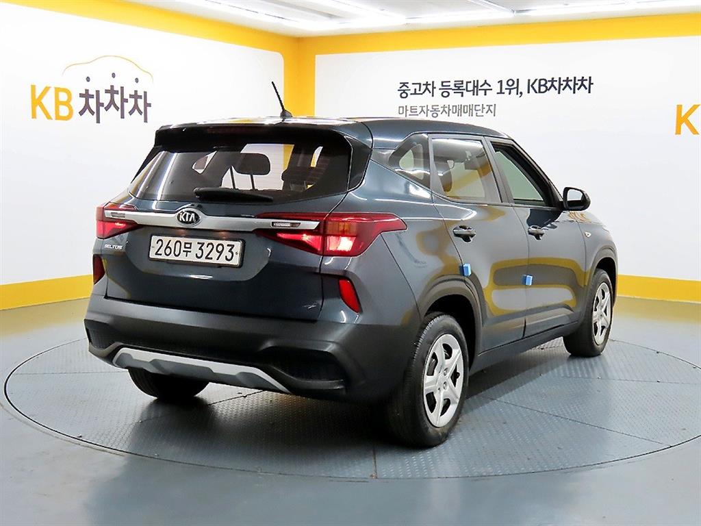 KIA Seltos - Vista 4