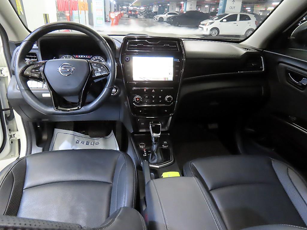 Ssangyong Tivoli - Vista 10