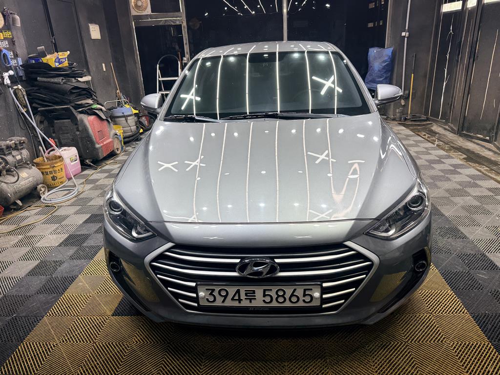HYUNDAI Avante 2017 Gris - Importación desde Corea - HF Imports Iquique - Foto 1