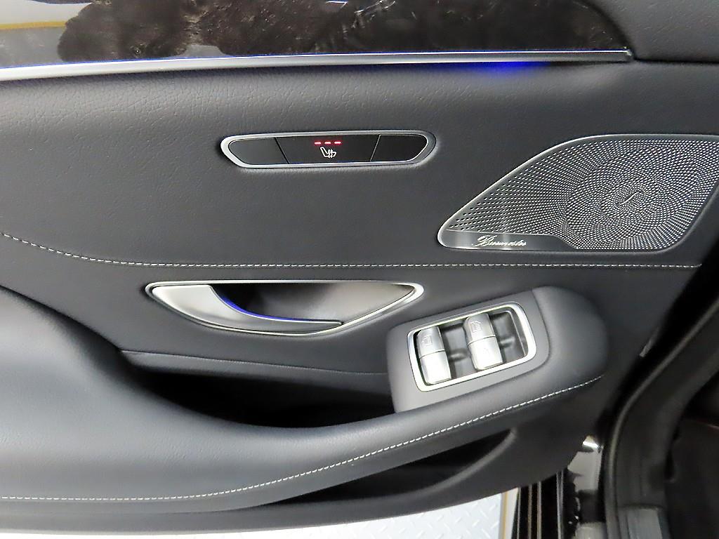 Mercedes Benz S Class - Vista 12