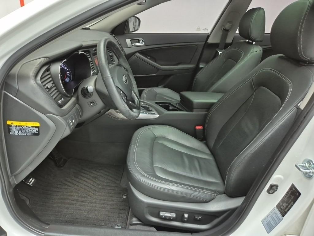KIA K5 - Vista 12