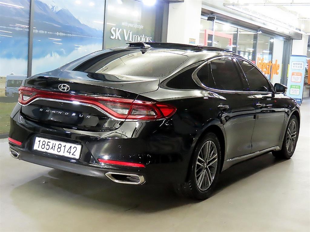 HYUNDAI Grandeur - Vista 4