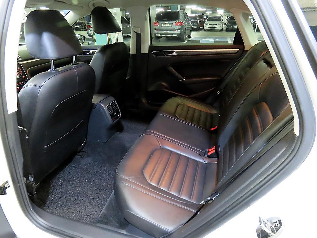 Volkswagen Passat - Vista 7