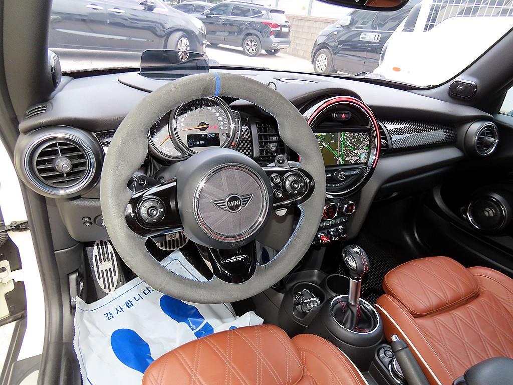 Mini Cooper Convertible - Vista 12