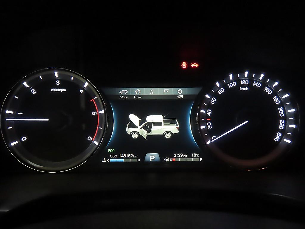 Ssangyong Rexton - Vista 9