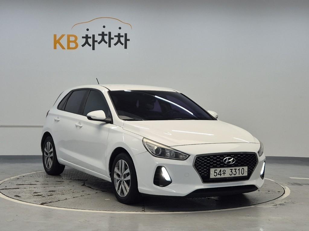 HYUNDAI i30 - Vista 4