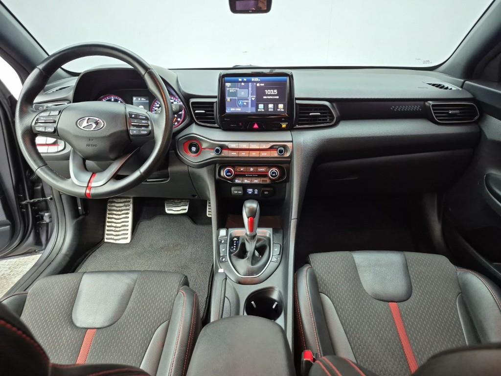 HYUNDAI Veloster - Vista 5