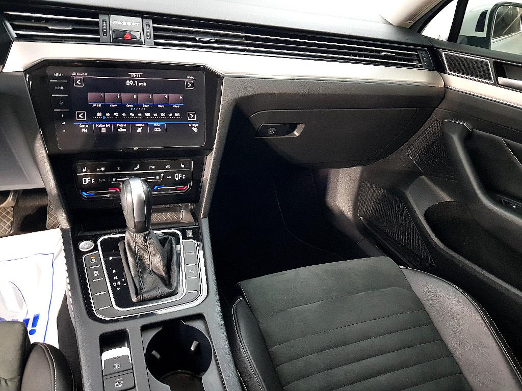 Volkswagen Passat - Vista 10