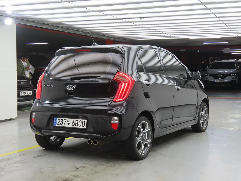KIA Morning - Vista 4