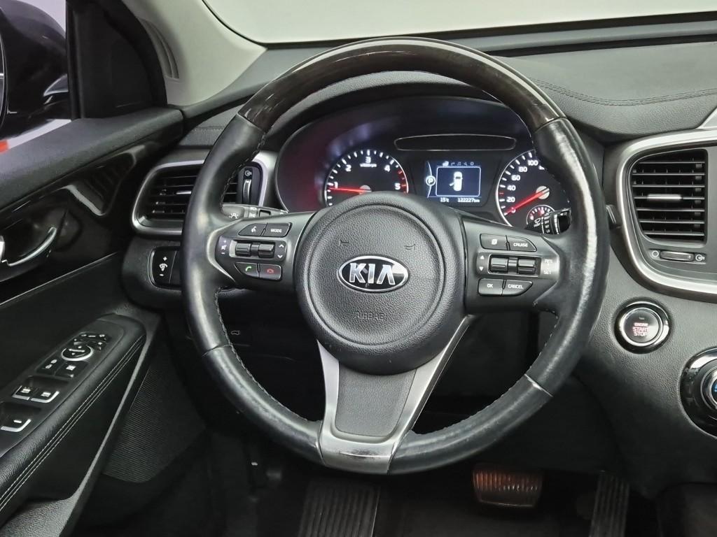 KIA Sorento - Vista 9