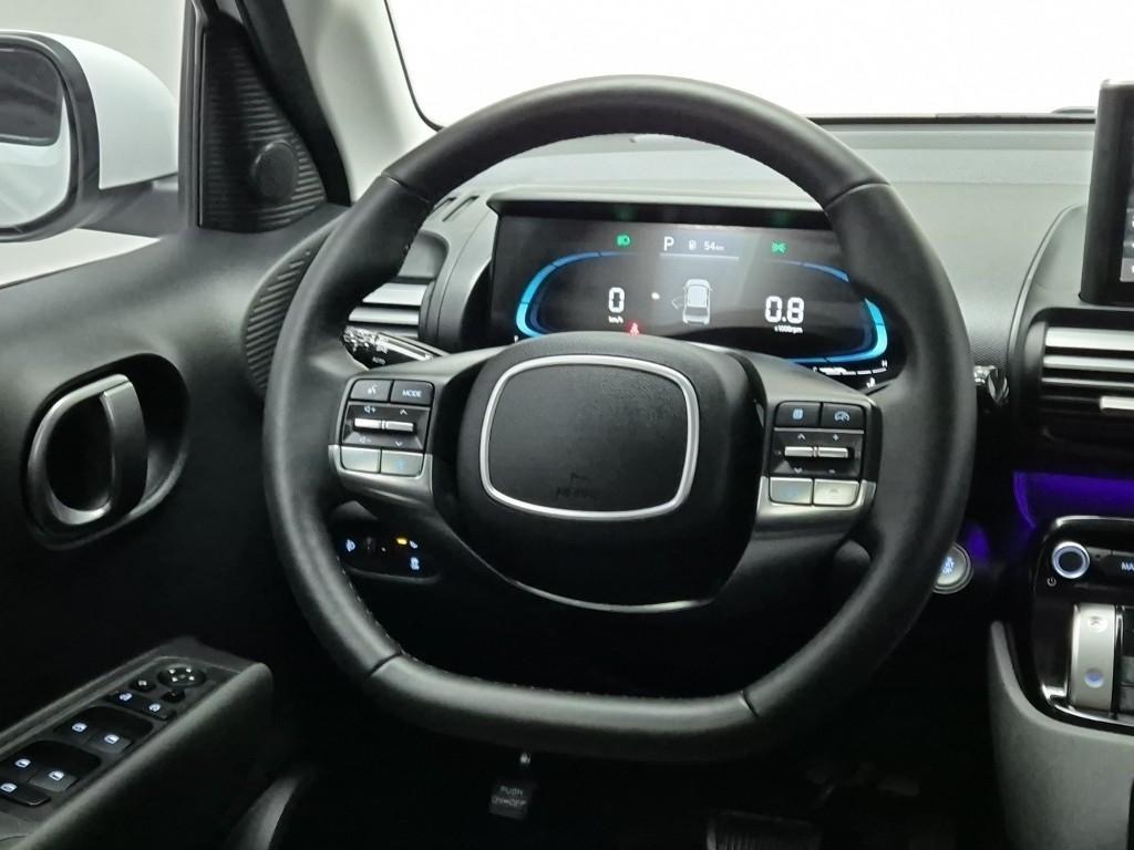 HYUNDAI Casper - Vista 9