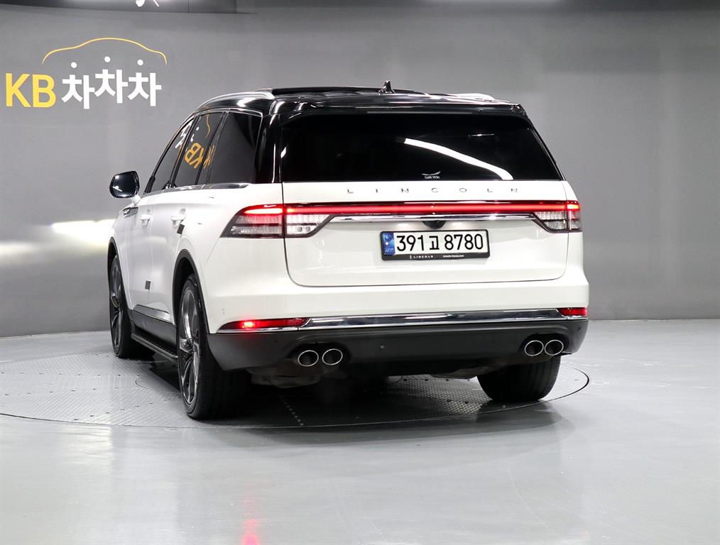 Lincoln Aviator - Vista 4