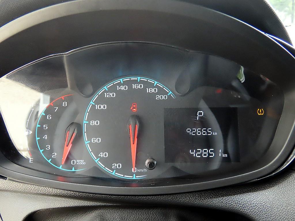 Chevrolet Spark - Vista 10
