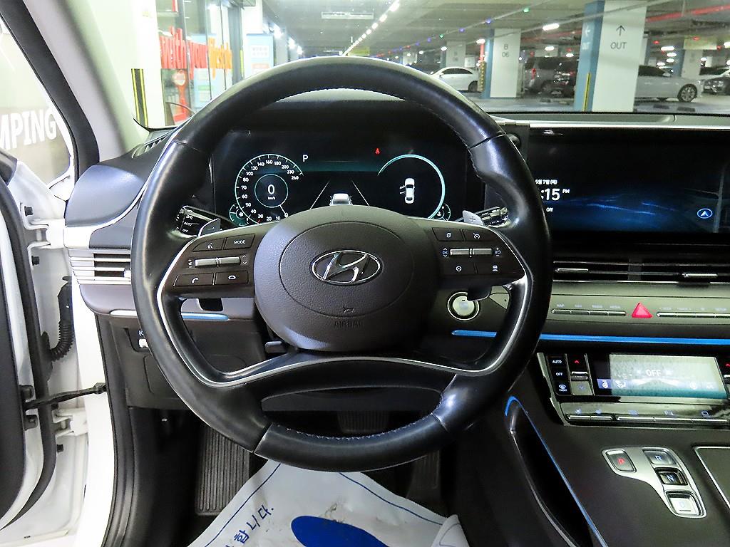 HYUNDAI Grandeur - Vista 8