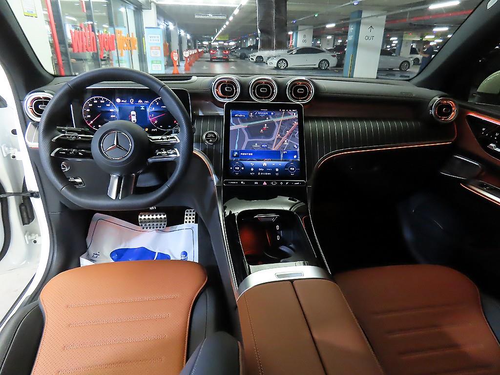 Mercedes Benz GLC Class - Vista 10