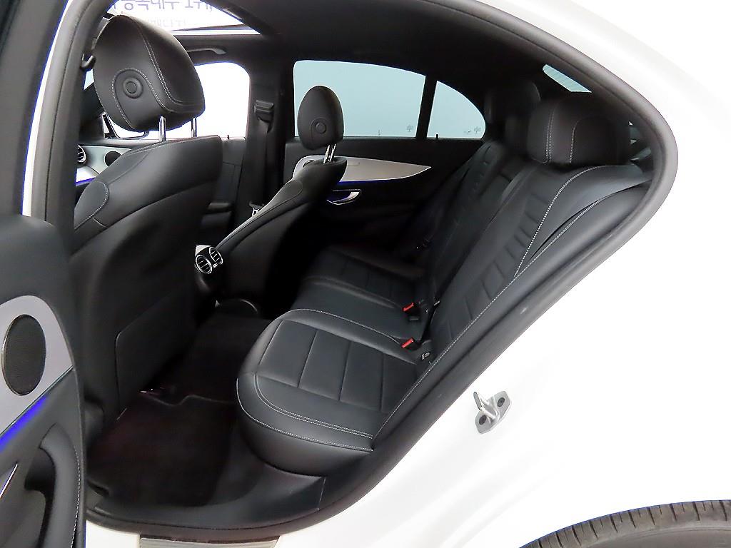 Mercedes Benz E class - Vista 6