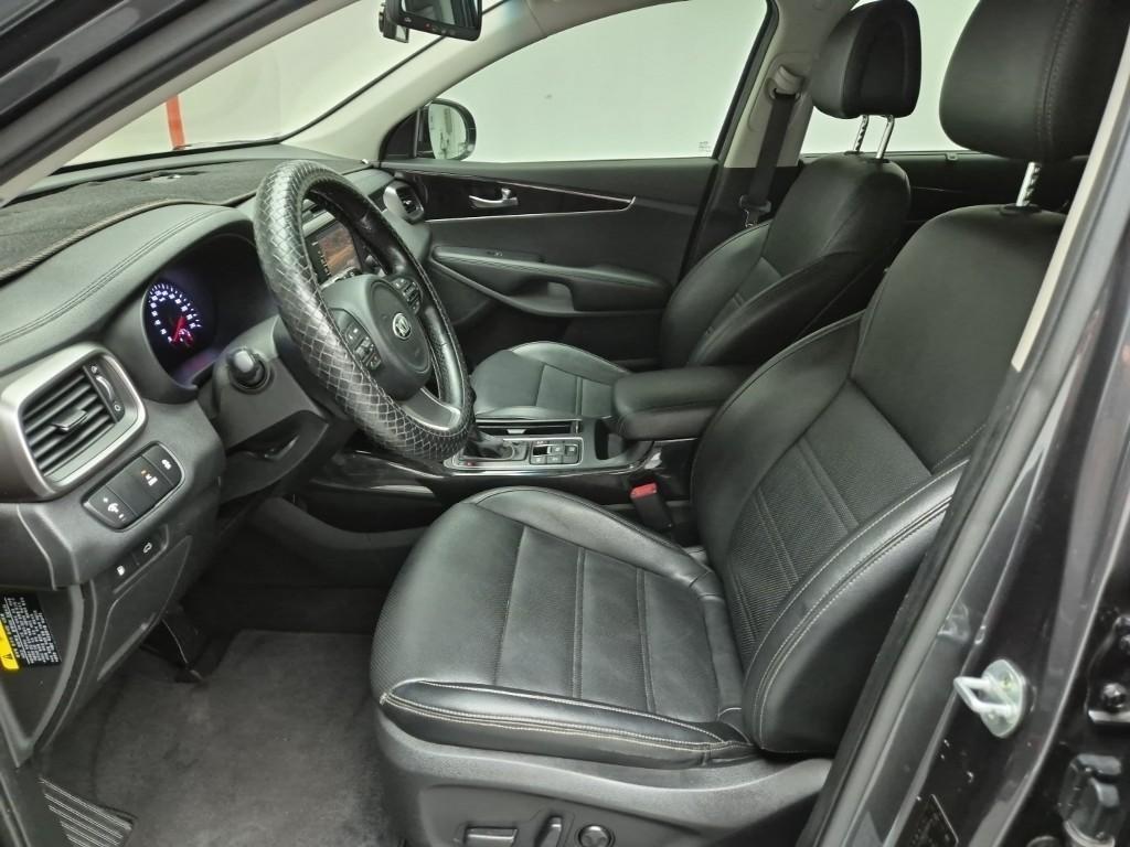 KIA Sorento - Vista 11