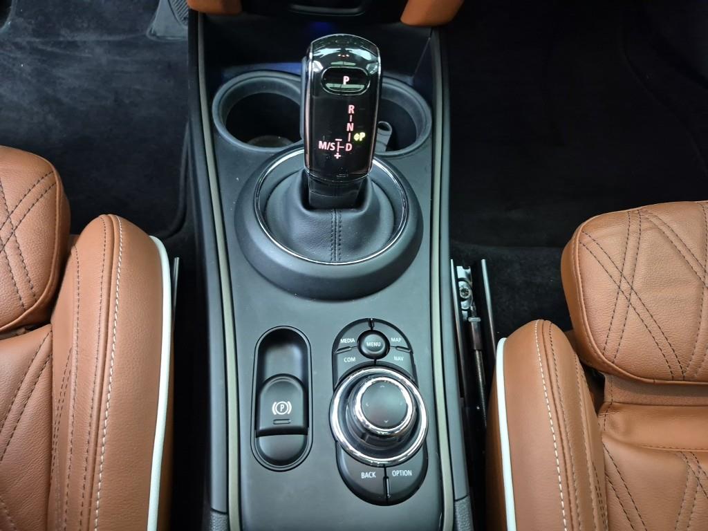 Mini Countryman - Vista 8
