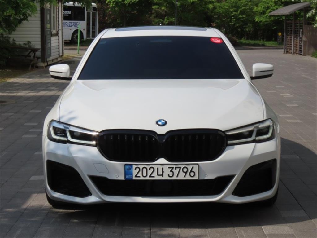 BMW 5 Series 2023 - Importación desde Corea - HF Imports Iquique - Foto 1