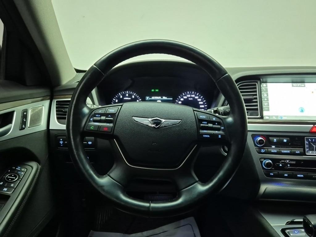 Genesis G80 - Vista 9