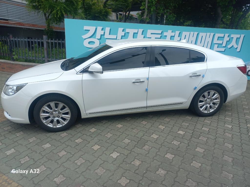 DAEWOO Alpheon - Vista 5