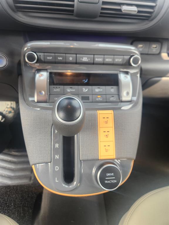 HYUNDAI Casper - Vista 4