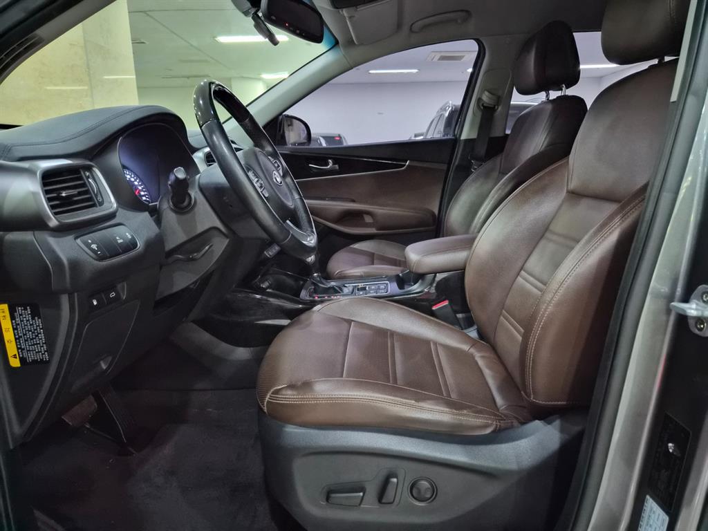KIA Sorento - Vista 12