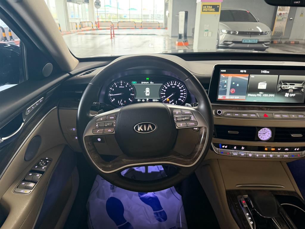 KIA K9 - Vista 12