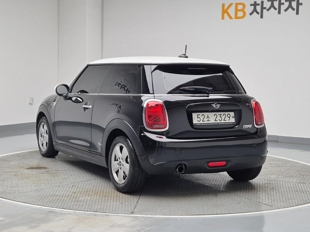 Mini Cooper - Vista 3