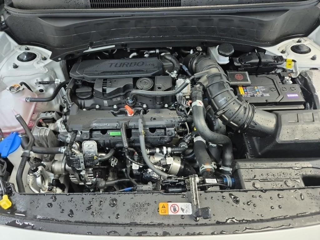 KIA Seltos - Vista 5