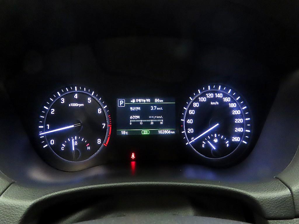 Genesis G80 - Vista 6