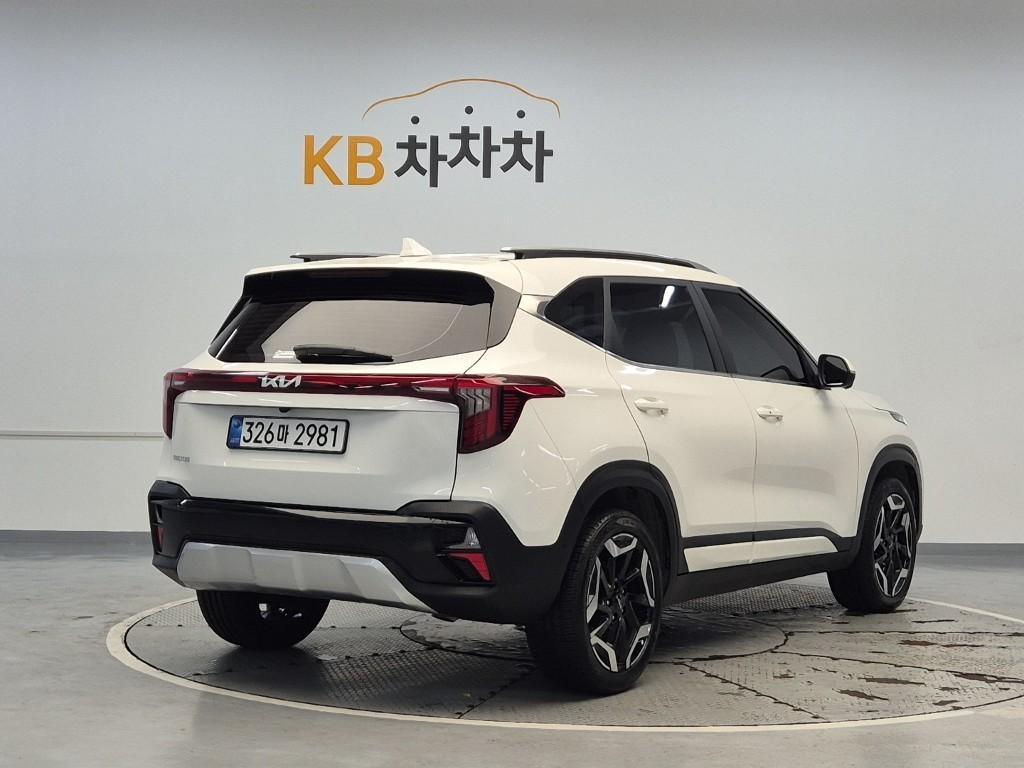 KIA Seltos - Vista 3