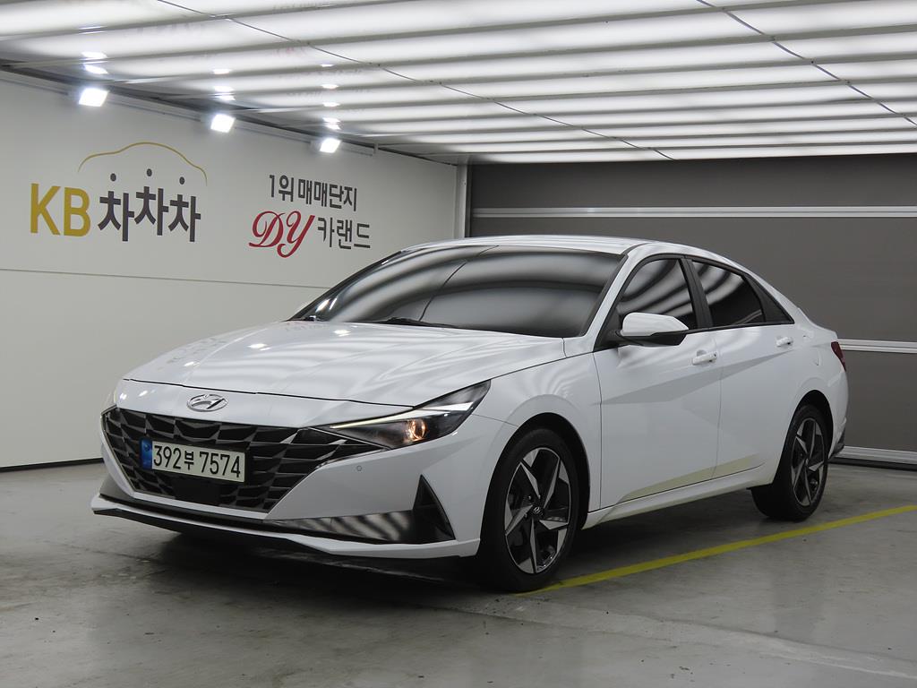 HYUNDAI Avante 2022 Blanco - Importación desde Corea - HF Imports Iquique - Foto 1