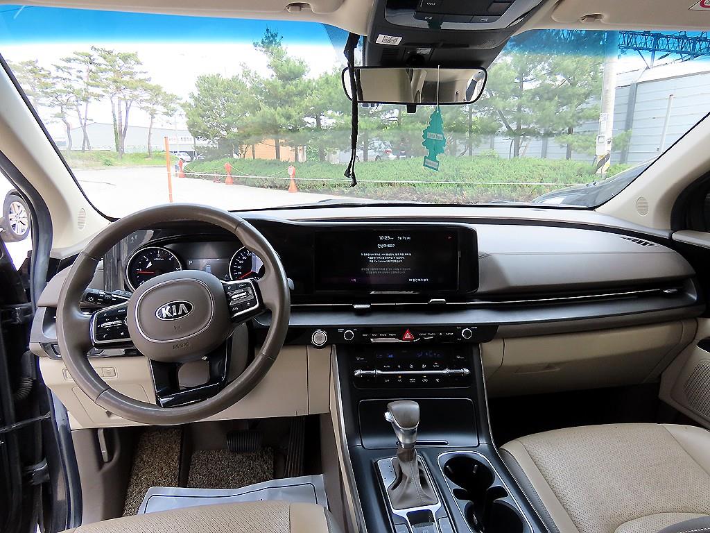 KIA Carnival - Vista 7